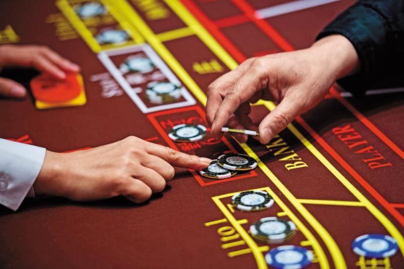 Nên tránh xa các nhóm kéo baccarat liên tục nhắn tin kêu gọi người chơi tham gia 